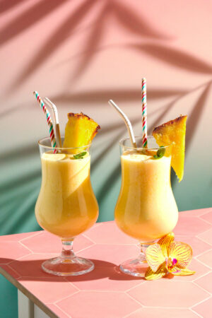 How to Make a Frozen Piña Colada