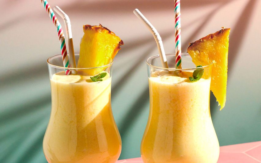 How to Make a Frozen Piña Colada
