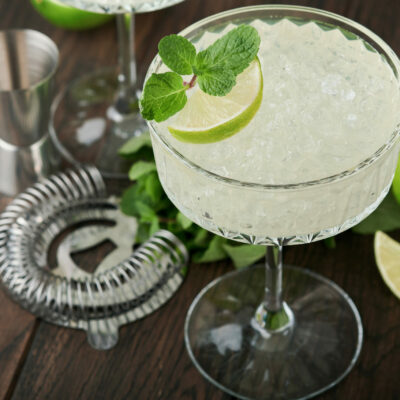 Top Frozen Drinks to Impress Your Guests and Customers