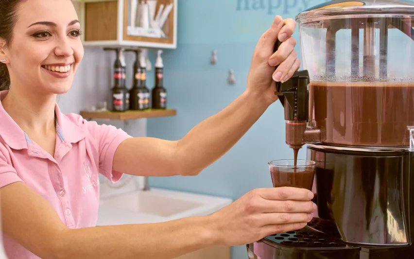 Choosing the best commercial hot chocolate machine for your business
